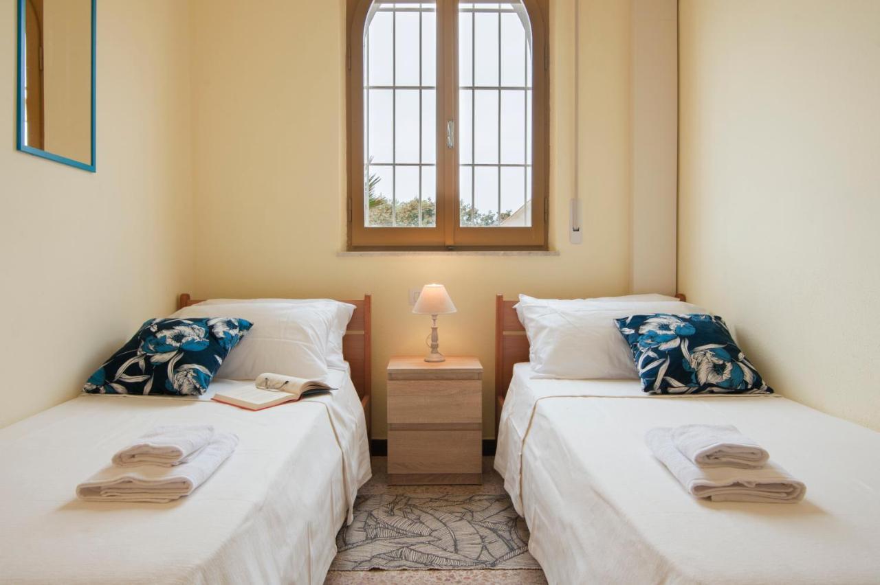 Villa Horus San Giovanni Sinis - Villa Sul Mare Con Grande Giardino Privato 圣乔万尼·迪·希尼斯 外观 照片